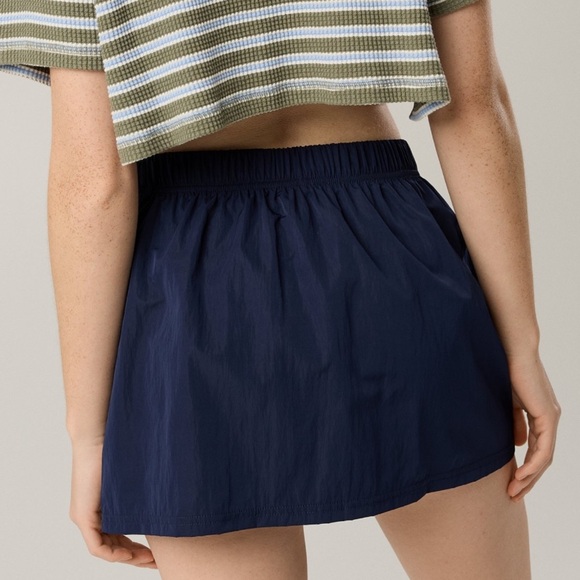 OFFLINE By Aerie Nylon Mini Skirt NWT - Picture 2 of 6
